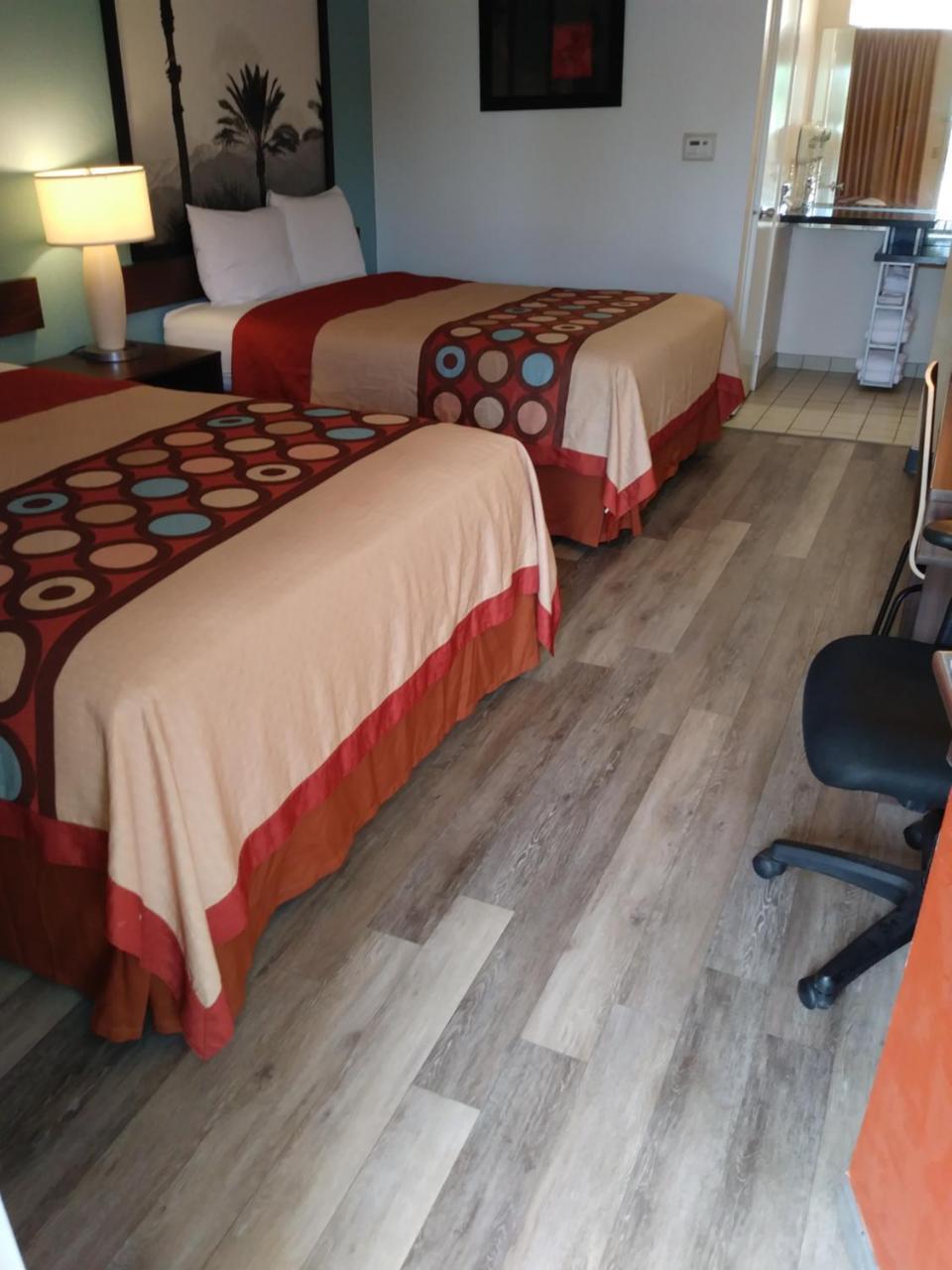 Super 8 By Wyndham Indio Ξενοδοχείο Εξωτερικό φωτογραφία